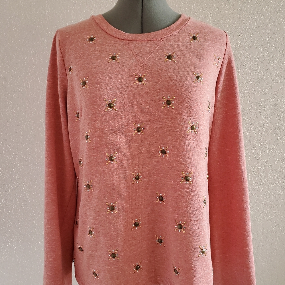 Sweatshirt w/ rhinestone design